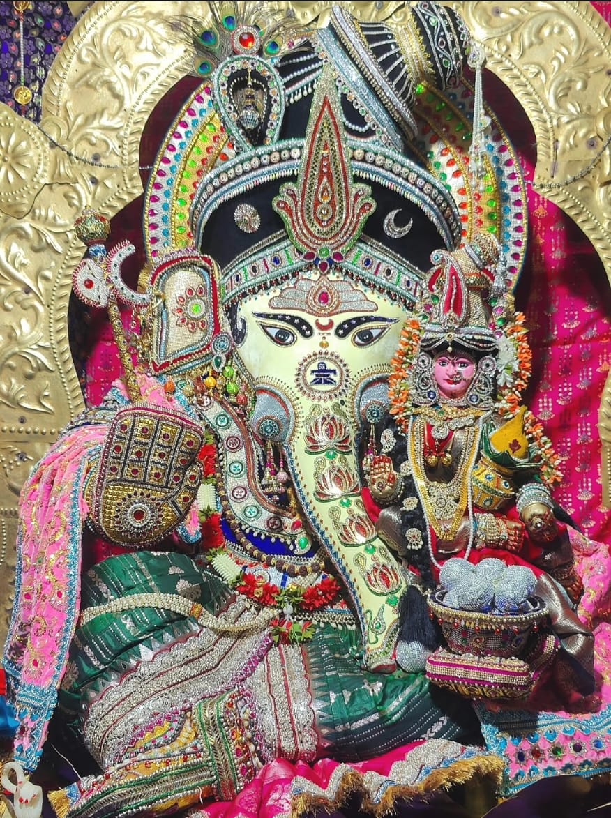 శ్రీ లక్ష్మీ గణపతి స్వామి ఆలయం మరియు దివ్య శోభ